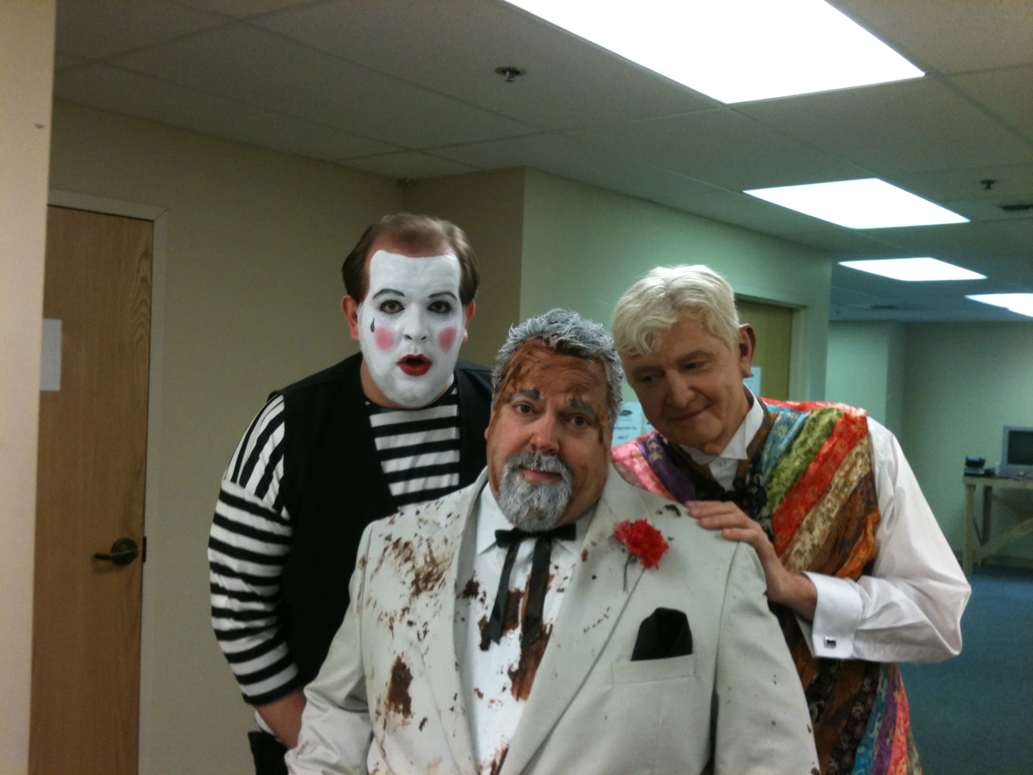 Andy Pandini on set with Jon Voight and Dominic Burgess